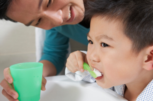 Chảy máu chân răng ở trẻ em có nguy hiểm hay không? 2