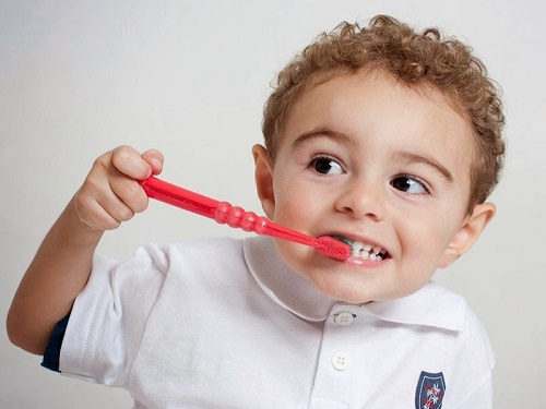 Có nên hàn răng cho bé không - Và điều gì cần lưu ý 3