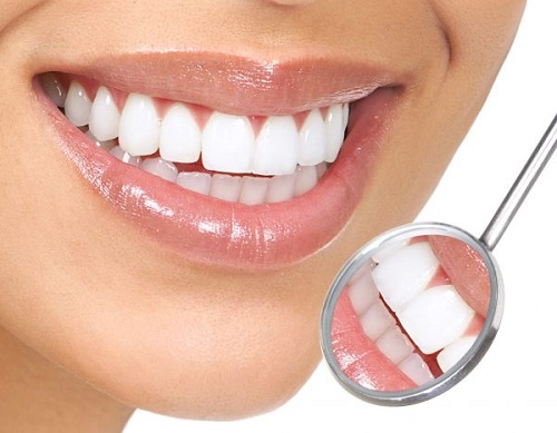 Làm răng sứ có đau không? Cần kiêng gì trước khi làm răng