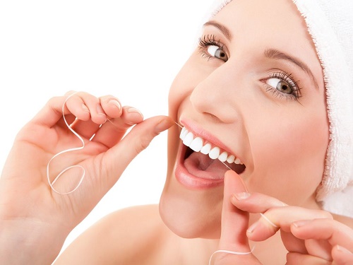 Tẩy trắng răng có ảnh hưởng gì không? Câu chuyện thực tế 1