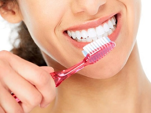 Bọc răng sứ nguyên hàm giá bao nhiêu hiện nay? 3